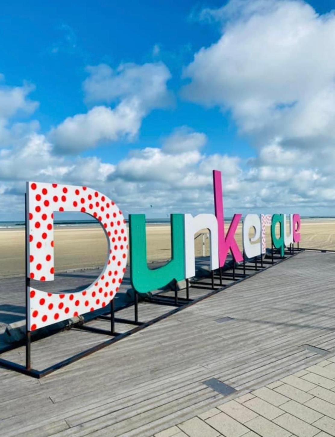 Appartement sur la plage de Malo les bains vue mer Dunkirk Extérieur photo